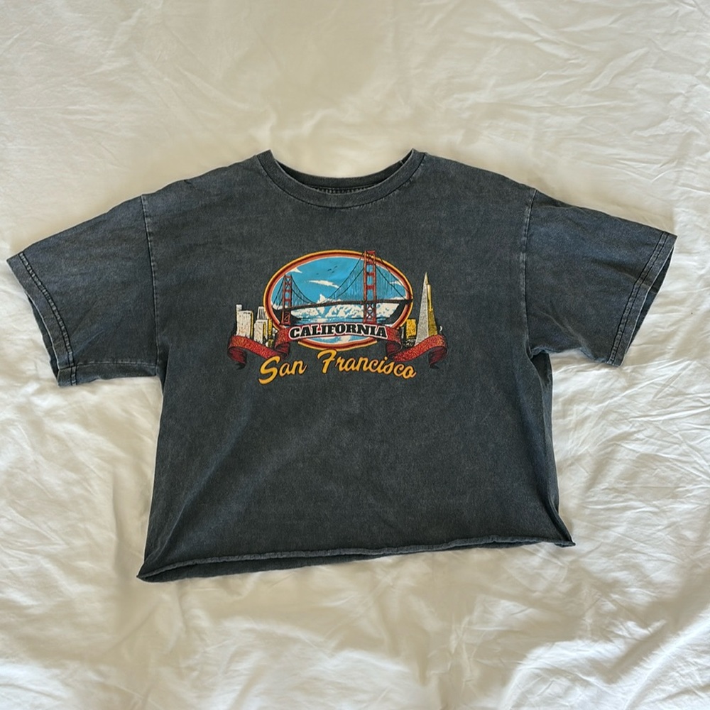 BRANDY MELVILLE Cropped San Francisco T-Shirt